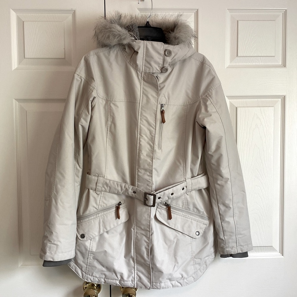 Columbia Carsons Pass II belted winter jacket